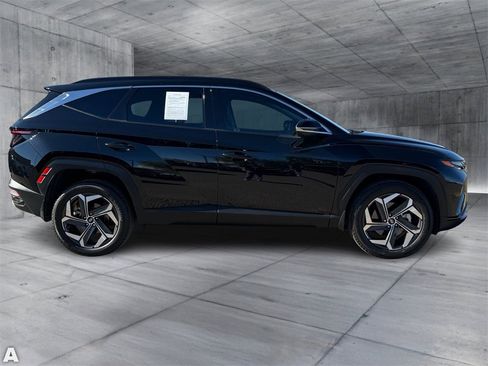 Used 2023 Hyundai Tucson Limited image 8