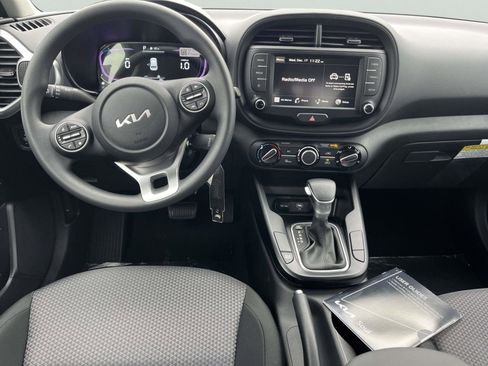 New 2025 Kia Soul LX image 13