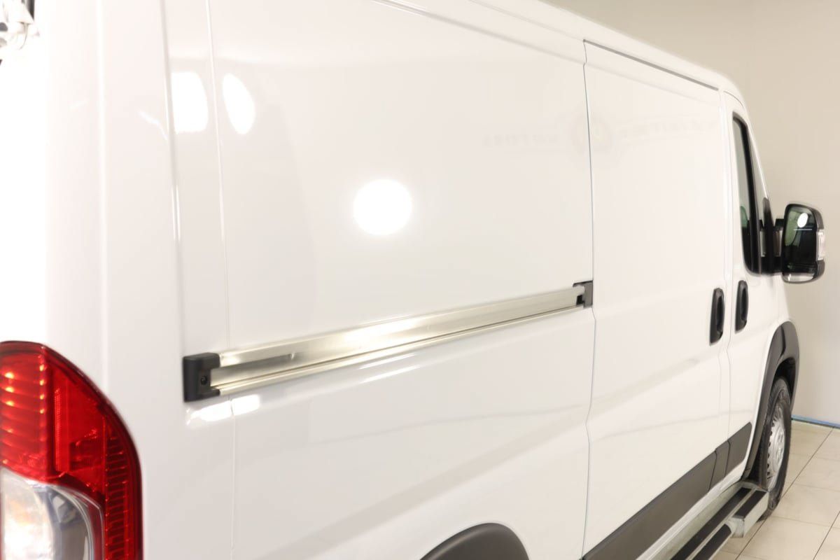 Used 2025 RAM ProMaster 2500 w/ U-Haul Equipment Group FWD image 37