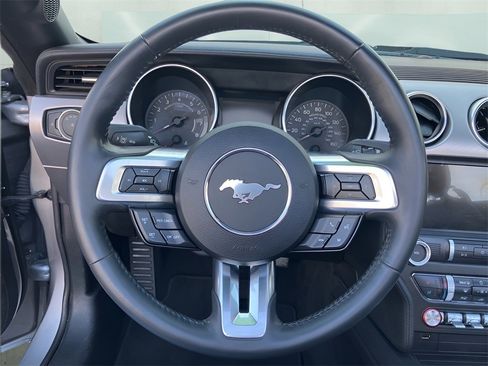 Used 2022 Ford Mustang Premium image 12