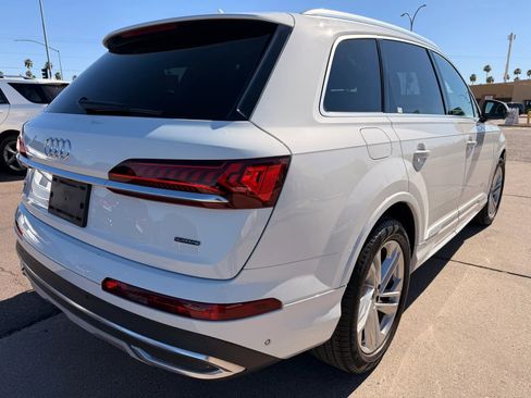 Used 2021 Audi Q7 3.0T Premium Plus w/ Premium Plus Package AWD/4WD image 5