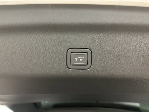 New 2026 GMC Yukon AT4 w/ AT4 Premium Plus Package AWD/4WD image 28