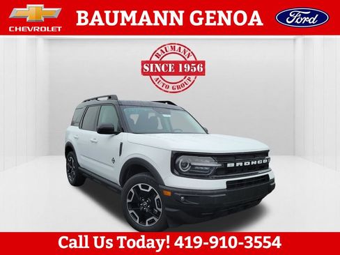 Used 2024 Ford Bronco Sport Outer Banks AWD/4WD image 1