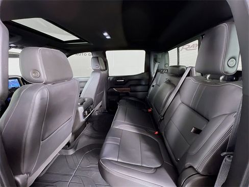 Used 2021 Chevrolet Silverado 1500 High Country image 24
