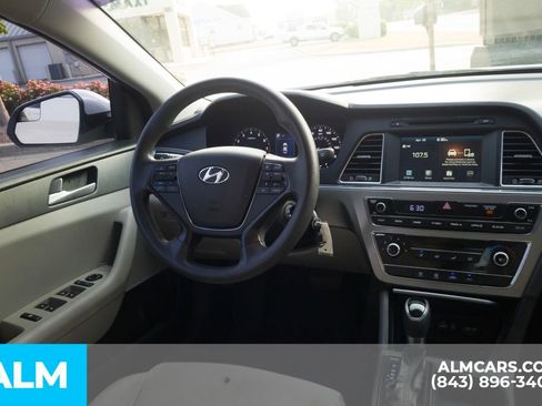 Used 2016 Hyundai Sonata SE FWD image 20