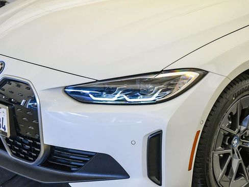 Certified 2023 BMW i4 eDrive35 w/ Premium Package RWD image 8
