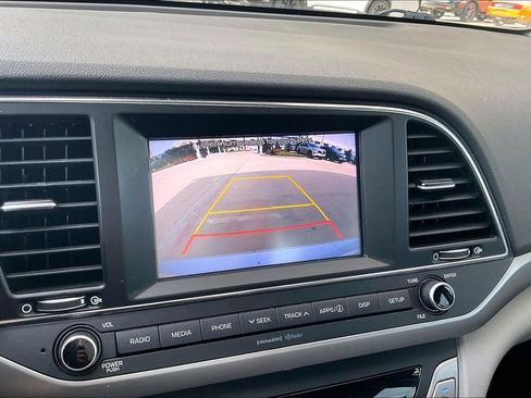 Used 2018 Hyundai Elantra SEL image 22