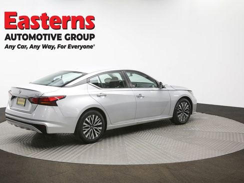Used 2023 Nissan Altima 2.5 SV image 41