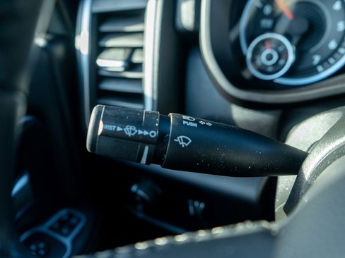 Used 2024 RAM 2500 Big Horn w/ Night Edition image 25