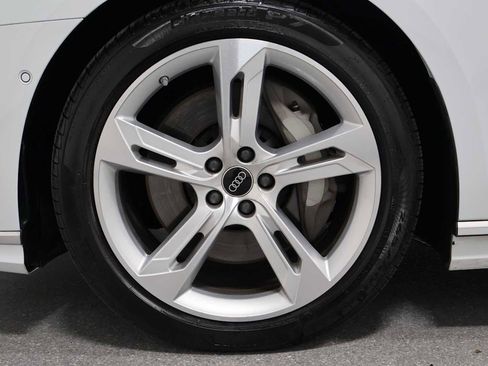 Used 2025 Audi A8 L 3.0T AWD/4WD image 38