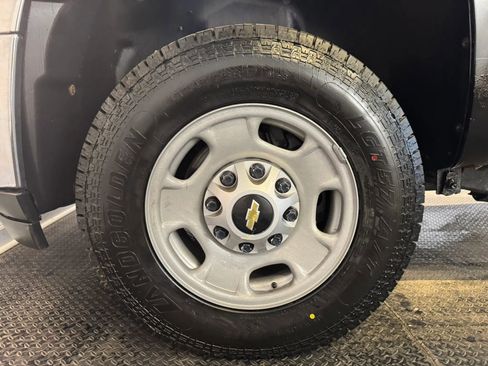 Used 2013 Chevrolet Silverado 2500 W/T w/ Snow Plow Prep Package image 25