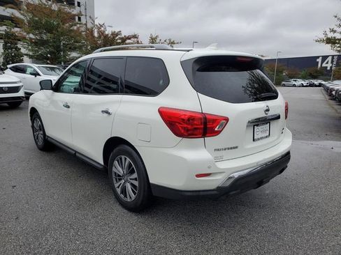 Used 2020 Nissan Pathfinder SL image 8