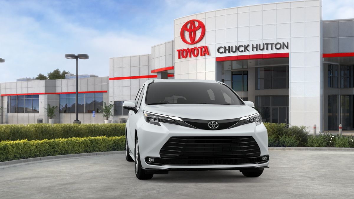Certified 2026 Toyota Sienna XLE AWD/4WD image 52
