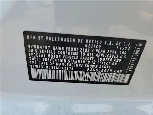 Used 2025 Volkswagen Jetta Sport image 22