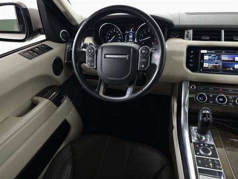 Used 2016 Land Rover Range Rover Sport HSE image 17