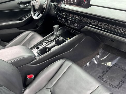 Used 2024 Honda Accord Touring image 33