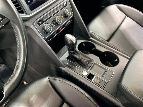 Used 2018 Volkswagen Atlas SE image 17