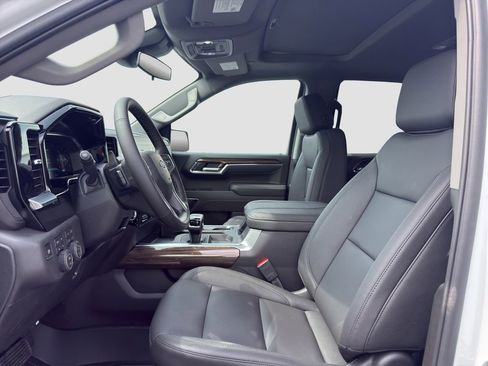 New 2026 Chevrolet Silverado 1500 LT Trail Boss w/ LT Trail Boss Premium Package AWD/4WD image 9