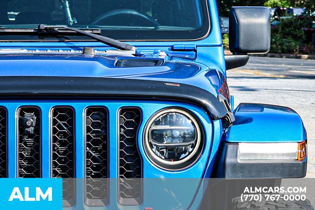 Used 2021 Jeep Gladiator Rubicon w/ Dual Top Group AWD/4WD image 14