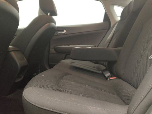 Used 2019 Kia Optima LX FWD image 18