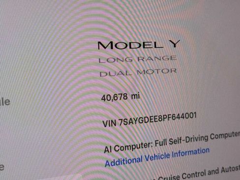 Used 2023 Tesla Model Y Long Range AWD/4WD image 32