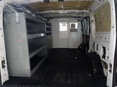 Used 2015 Ford Transit 250 130 Low Roof w/ Exterior Upgrade Package image 12