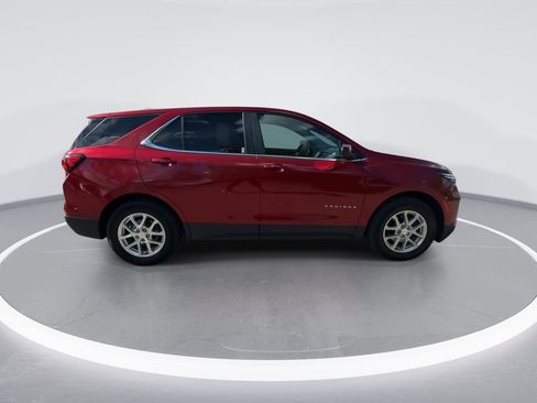 Used 2023 Chevrolet Equinox LT FWD image 9