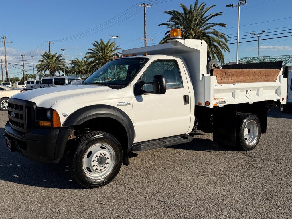 Used 2006 Ford F550 2WD Regular Cab Super Duty image 12