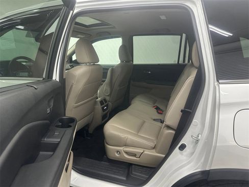 Used 2022 Honda Pilot EX-L image 23