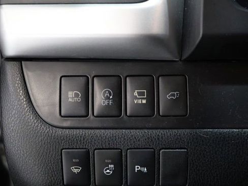 Used 2019 Toyota Highlander Limited Platinum AWD/4WD image 15