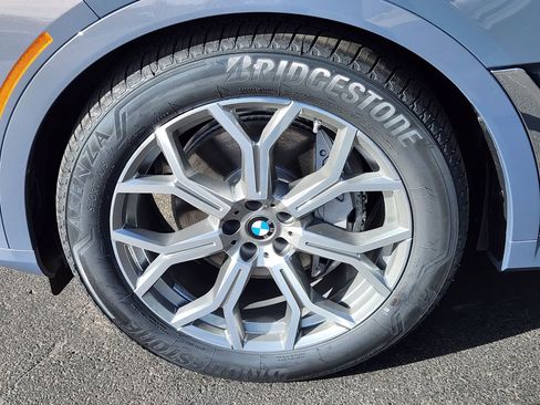 New 2026 BMW X7 xDrive40i image 7