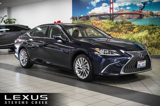 Used 2019 Lexus ES 300h FWD image 1