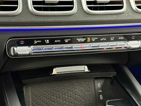Certified 2025 Mercedes-Benz GLS 450 4MATIC image 24