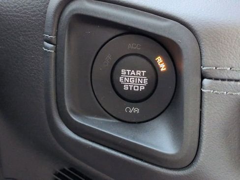 New 2026 Jeep Gladiator Sport image 28