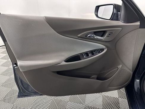 Used 2020 Chevrolet Malibu LS FWD image 23