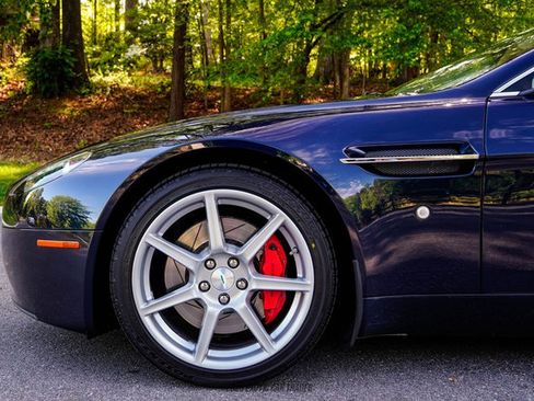 Used 2008 Aston Martin V8 Vantage Roadster RWD image 66