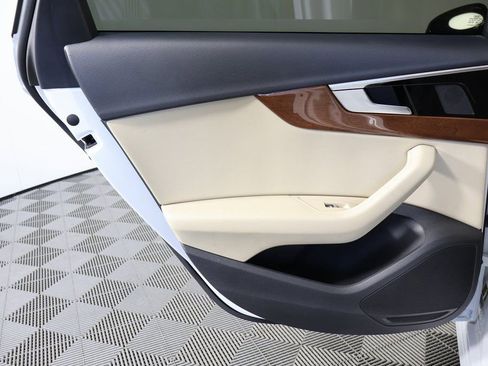 Used 2022 Audi A4 2.0T Premium w/ Convenience Package image 13