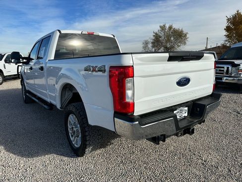 Used 2017 Ford F250 XLT image 8