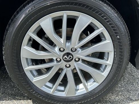 Certified 2023 INFINITI QX50 Luxe AWD/4WD image 11