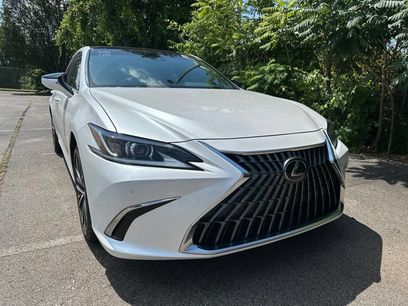 Used 2023 Lexus ES 350 w/ Premium Package