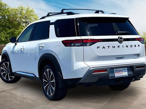 New 2026 Nissan Pathfinder Platinum w/ Lighting Package AWD/4WD image 3
