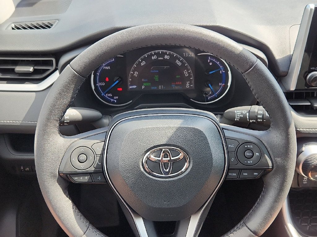 Certified 2023 Toyota RAV4 XLE w/ XLE Grade Weather Package AWD/4WD image 20
