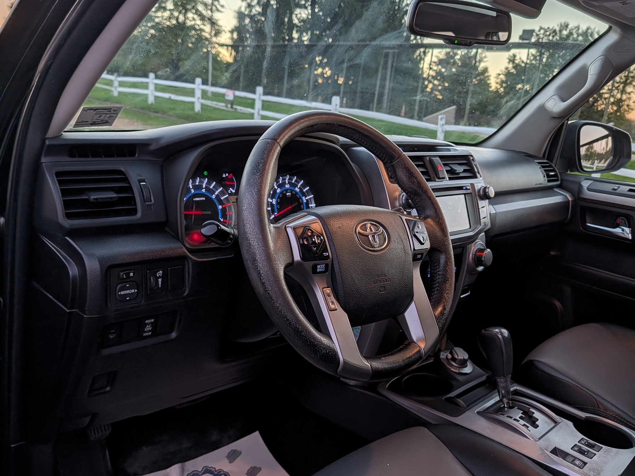 Used 2014 Toyota 4Runner SR5 Premium AWD/4WD image 21