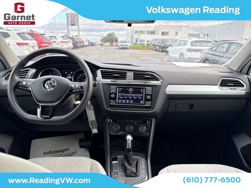 Used 2020 Volkswagen Tiguan S image 11