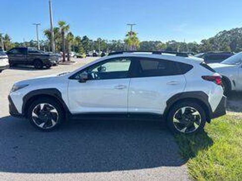 Used 2024 Subaru Crosstrek 2.5i Limited AWD/4WD image 5