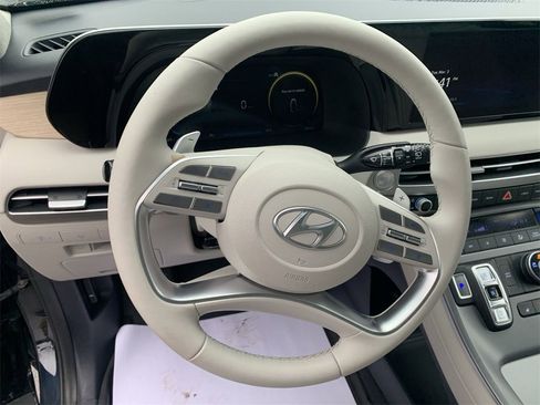 Used 2024 Hyundai Palisade Limited image 15