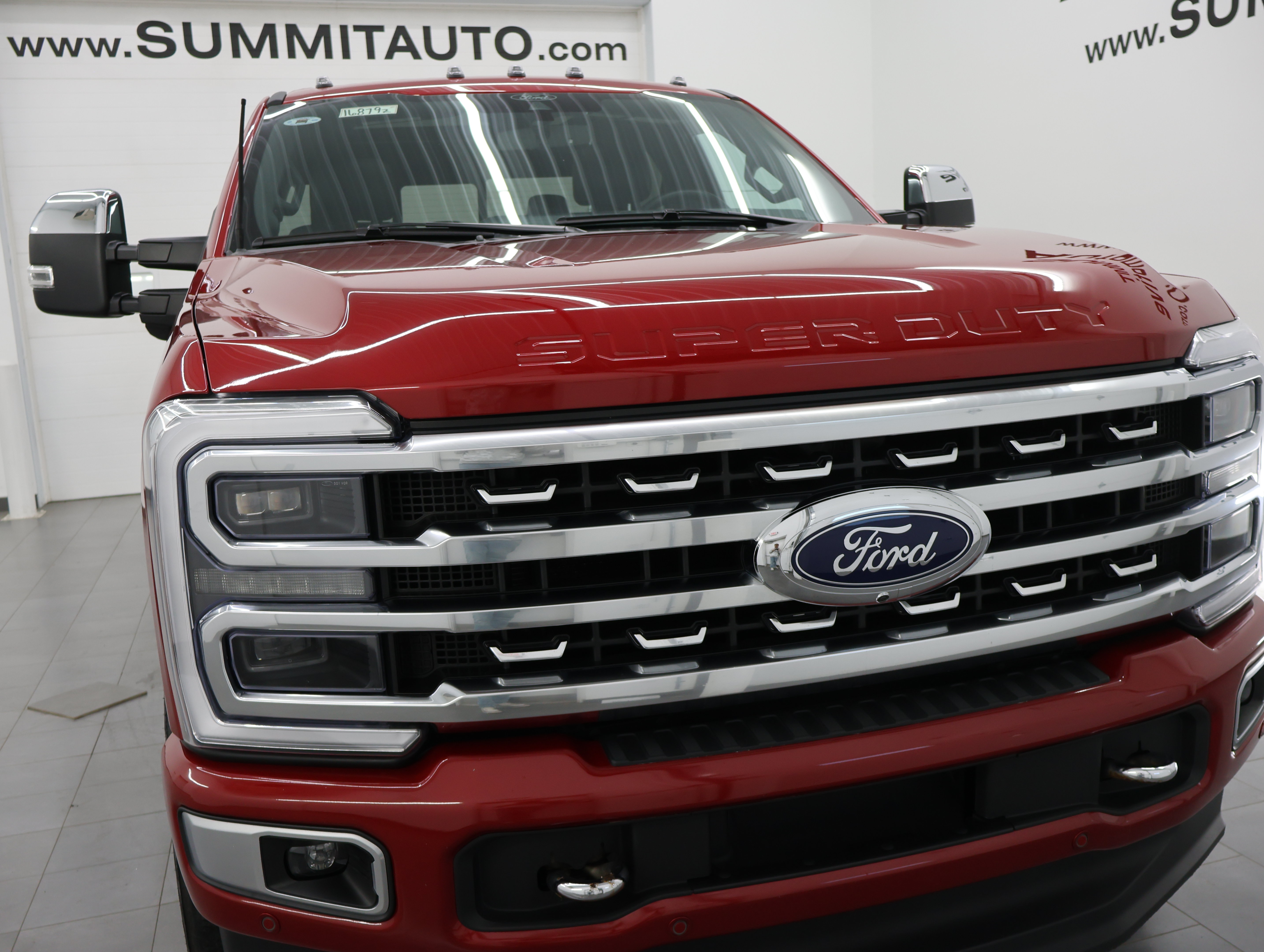 Used 2024 Ford F350 Platinum w/ FX4 Off-Road Package AWD/4WD image 26