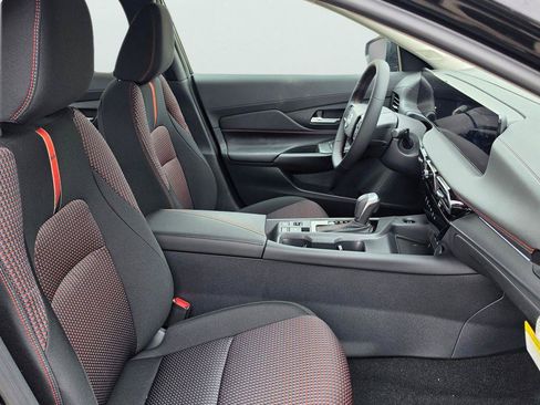 New 2026 Nissan Sentra SR w/ Floor Mat Package FWD image 11