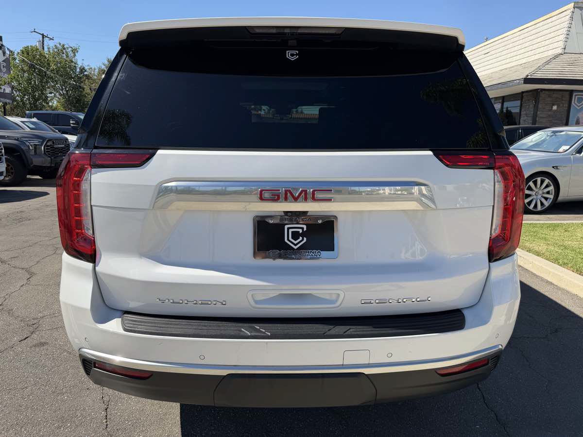 Used 2023 GMC Yukon Denali w/ Denali Reserve Package AWD/4WD image 6
