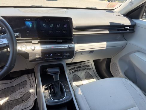 Used 2025 Hyundai Kona SEL AWD/4WD image 22